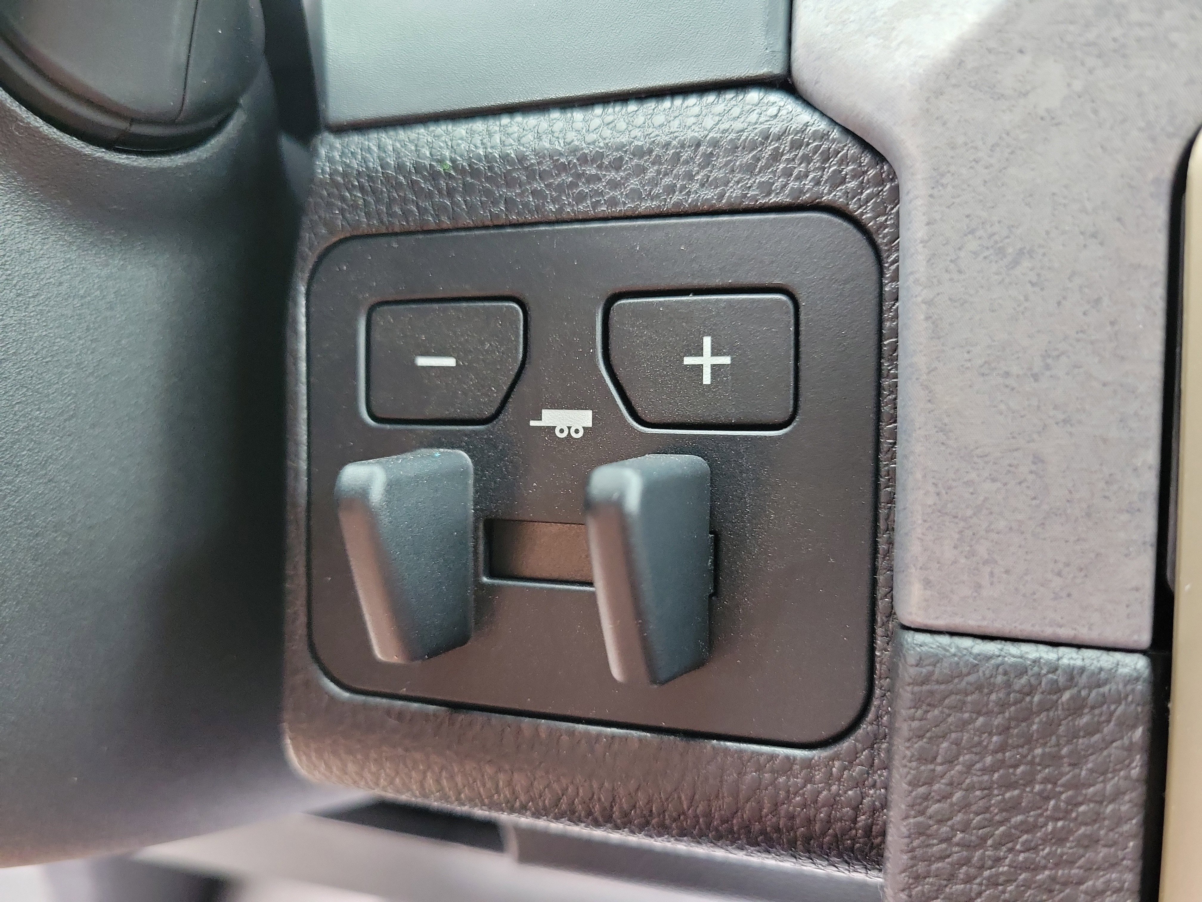 New 2025 Toyota Tacoma 4x4 Double Cab Hybrid image 29