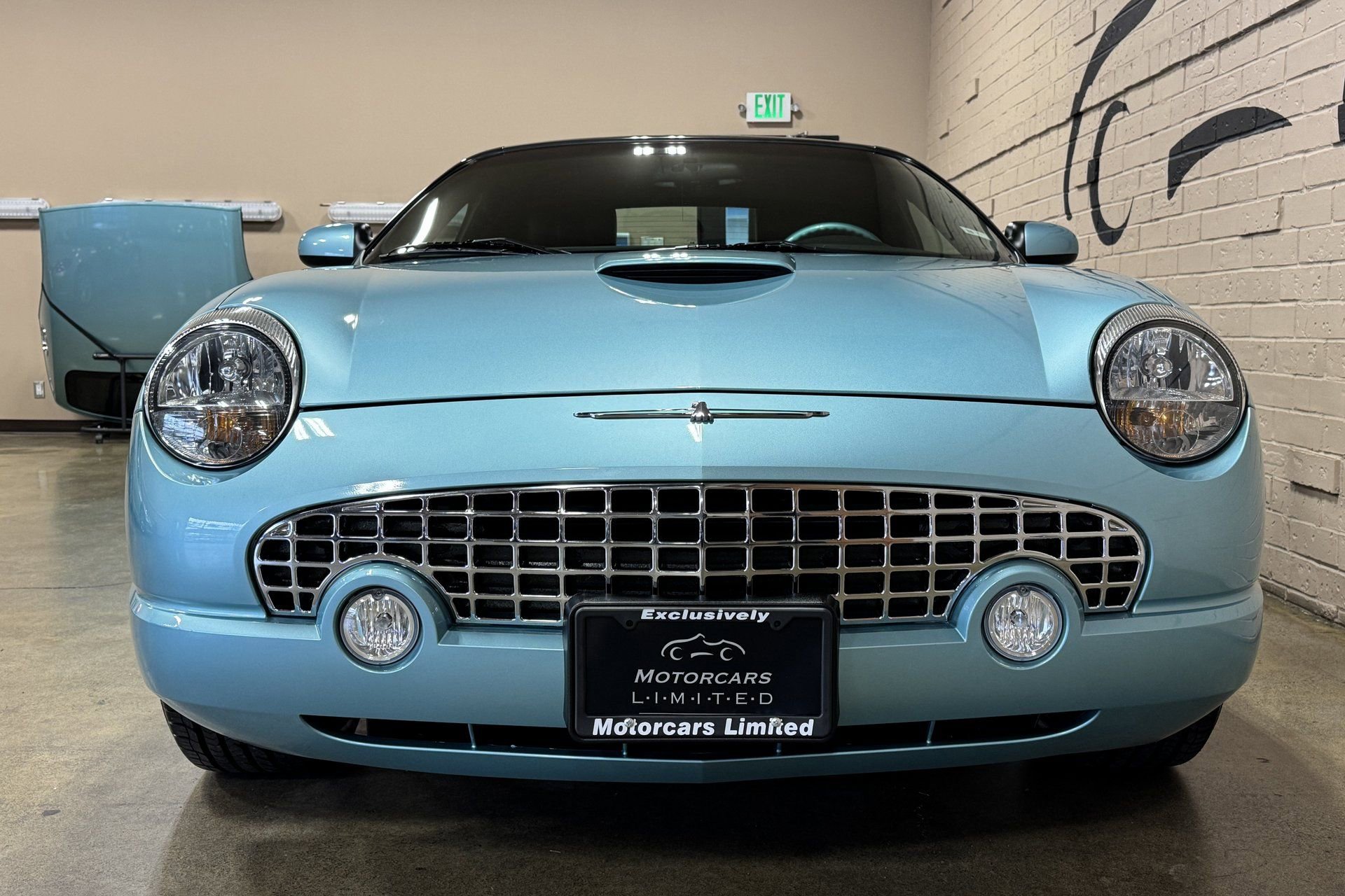 Used 2002 Ford Thunderbird image 19