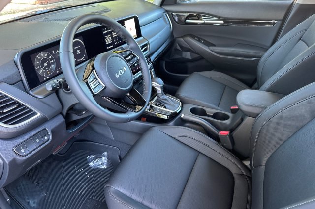 New 2026 Kia Seltos EX w/ EX Sunroof Package FWD image 11
