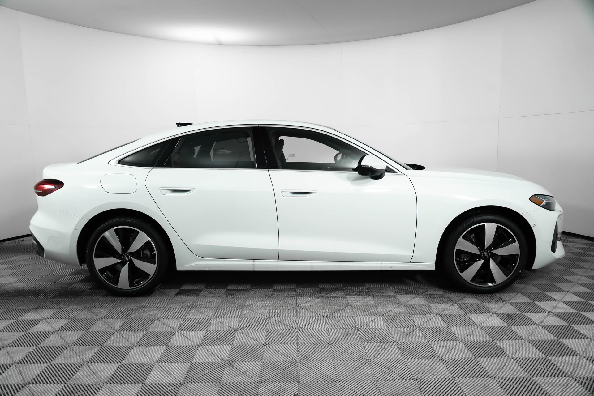 New 2025 Audi A5 2.0T Premium Plus image 8