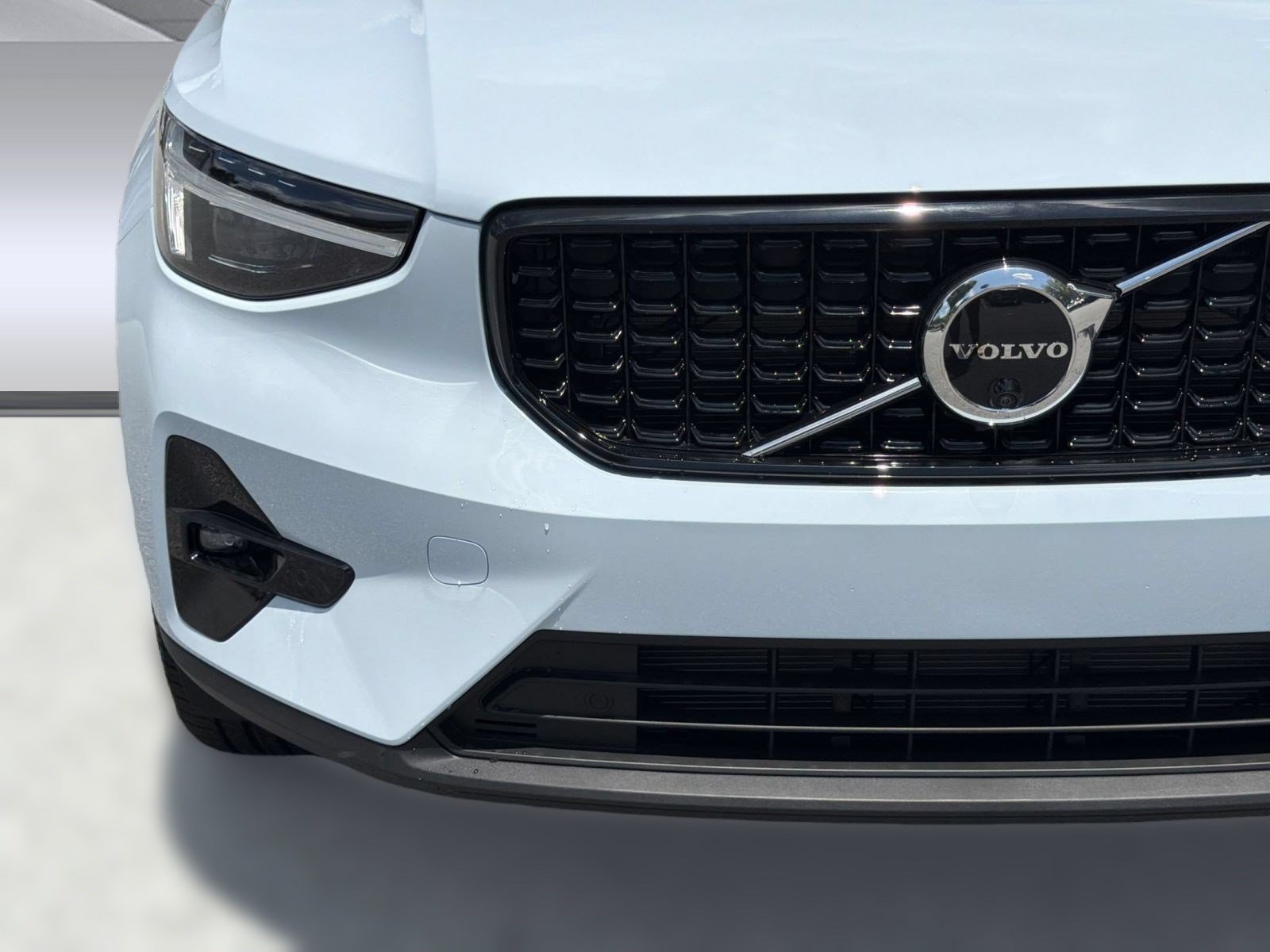 New 2026 Volvo XC40 B5 Plus w/ Climate Package AWD/4WD image 28