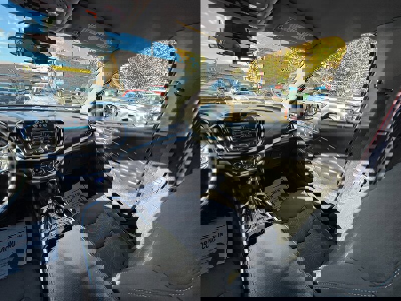 Used 2016 Chevrolet Volt LT w/ Comfort Package image 16