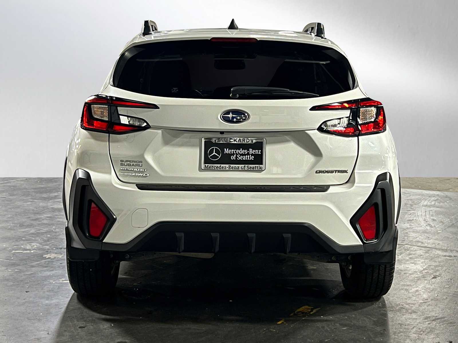 Used 2024 Subaru Crosstrek 2.0i Premium AWD/4WD image 4