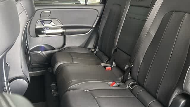 Certified 2026 Mercedes-Benz GLB 250 4MATIC image 32