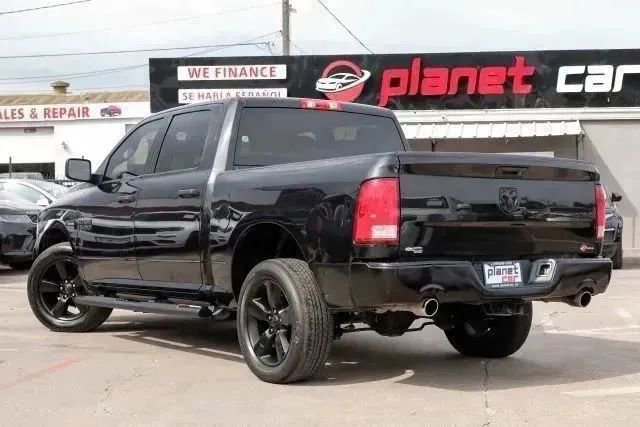 Used 2018 RAM 1500 Express w/ Black Ram 1500 Express Group image 14