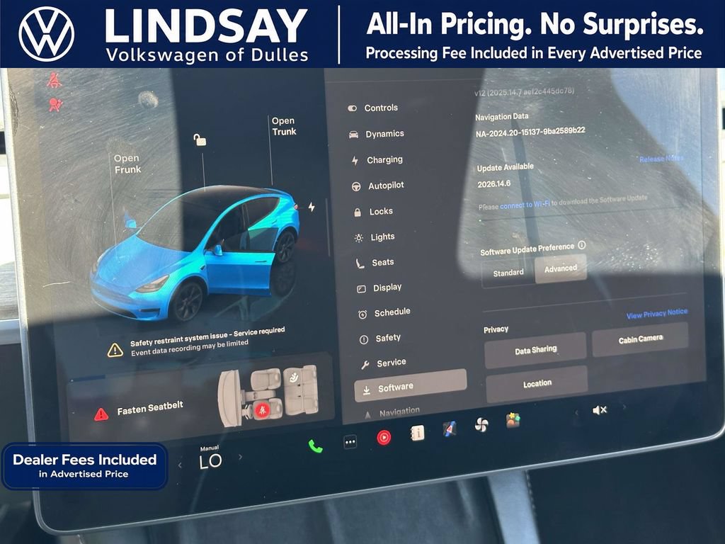 Used 2024 Tesla Model Y Long Range AWD/4WD image 24