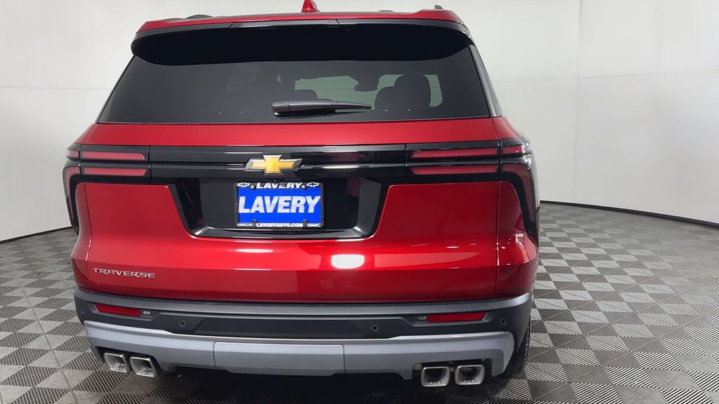 New 2027 Chevrolet Traverse LT w/ LPO, Floor Liner Package FWD image 9