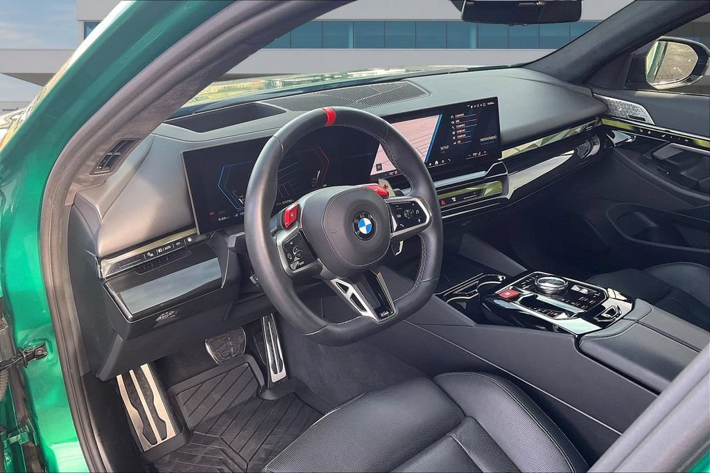 Used 2025 BMW M5 AWD/4WD image 17