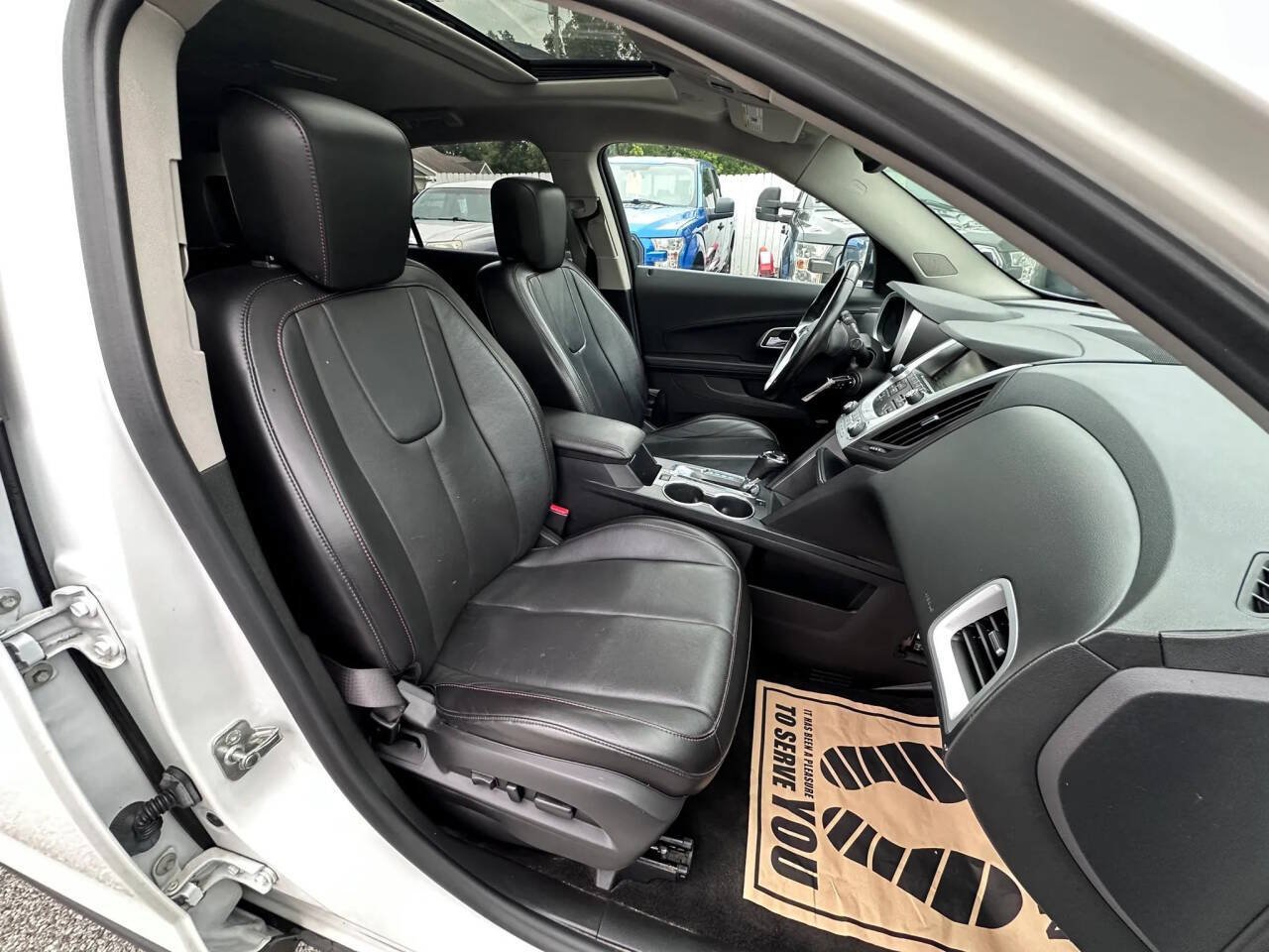 Used 2016 Chevrolet Equinox LTZ w/ Enhanced Convenience Package FWD image 11