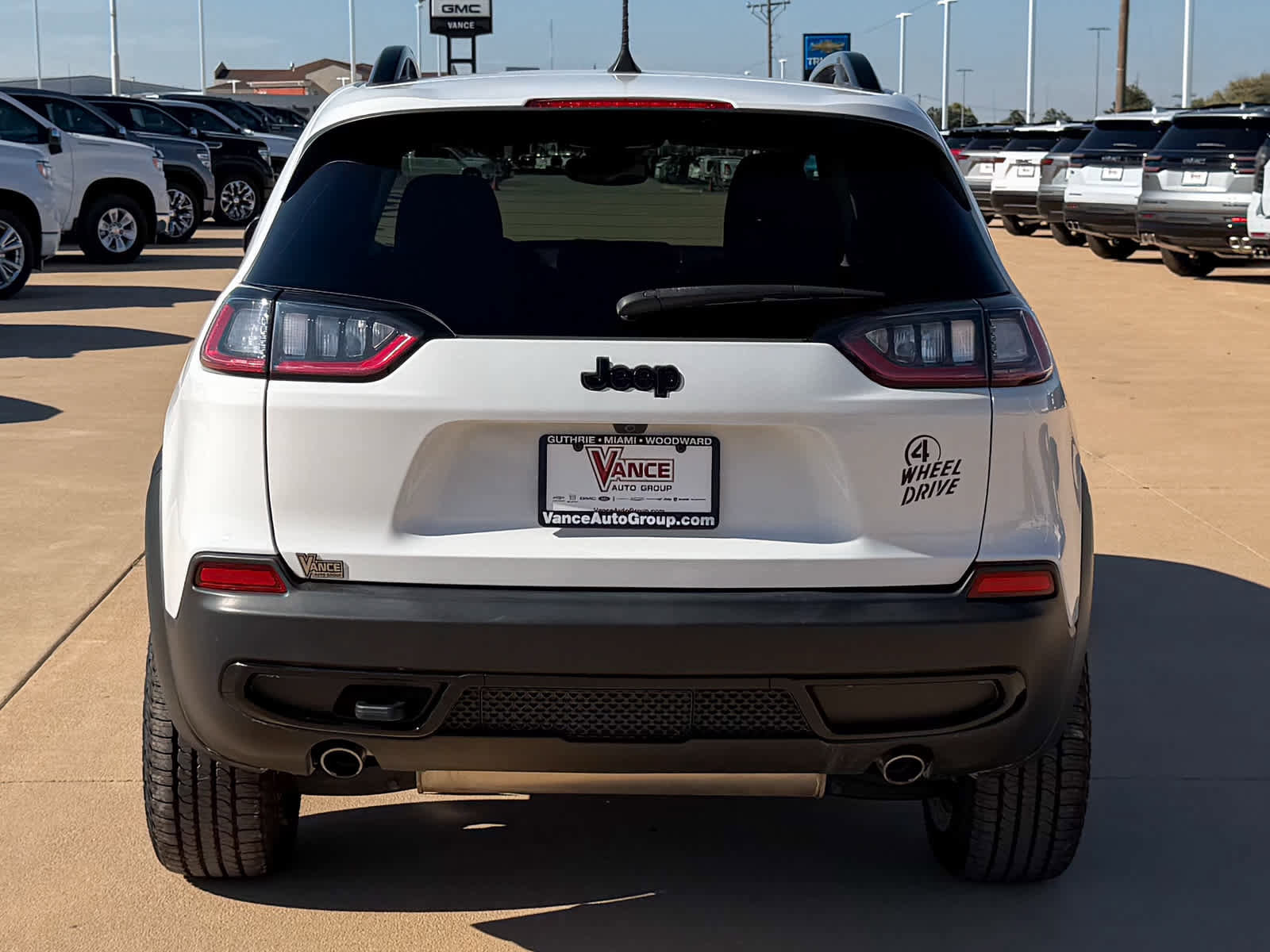 Used 2022 Jeep Cherokee Latitude image 5