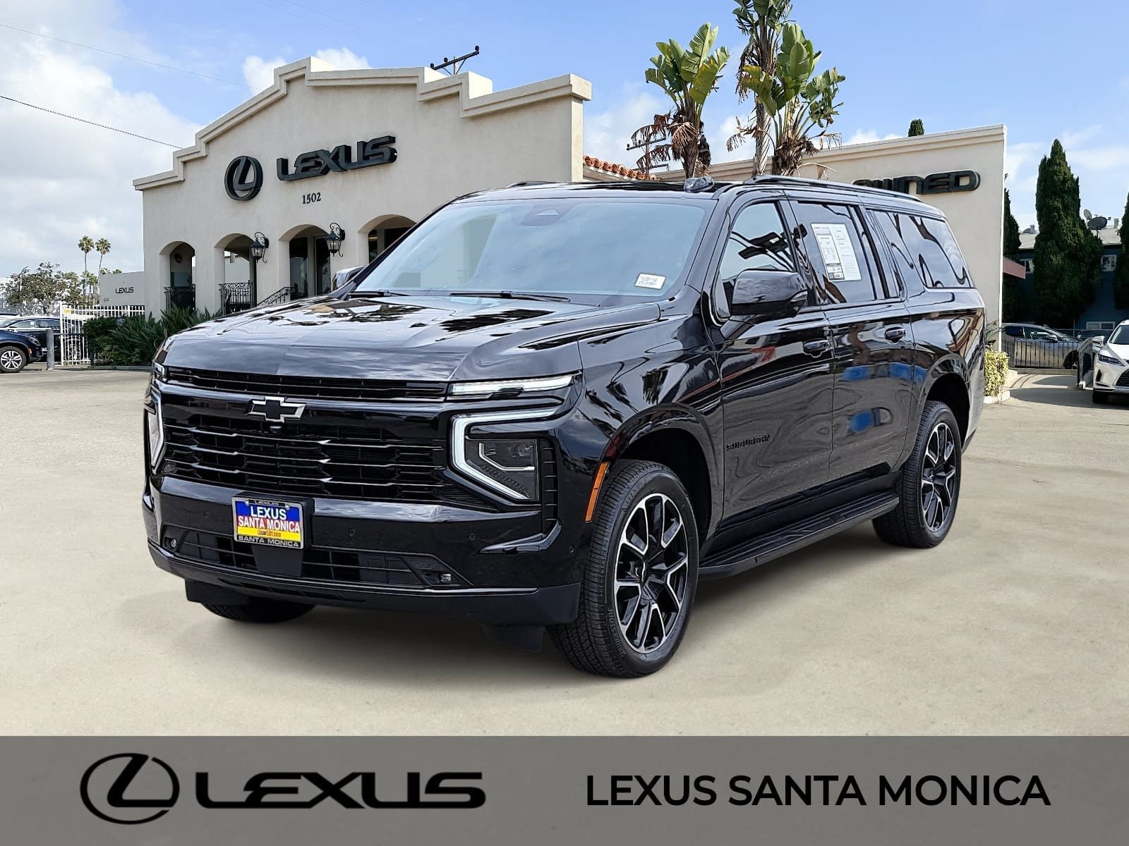 Used 2026 Chevrolet Suburban RST w/ Comfort Package RWD image 1