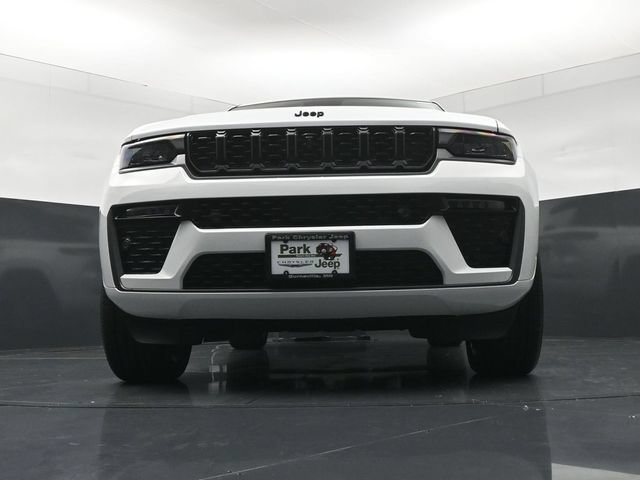 New 2026 Jeep Grand Cherokee Summit w/ Obsidian Package AWD/4WD image 19