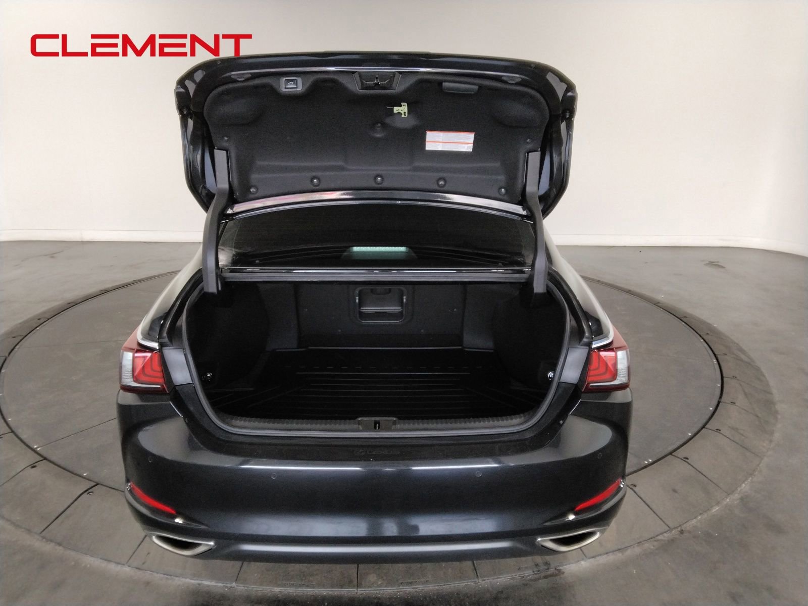 Used 2020 Lexus ES 350 Luxury w/ Accessory Package 2 image 9