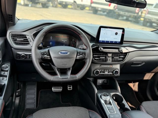 Used 2023 Ford Escape ST-Line AWD/4WD image 5