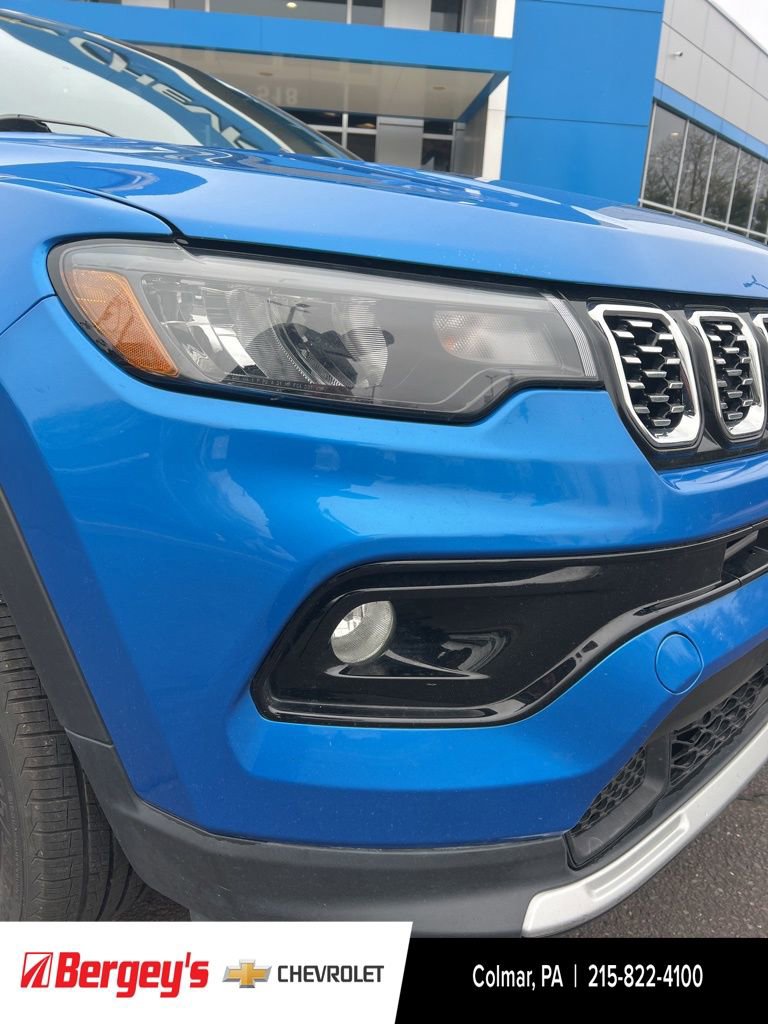 Used 2024 Jeep Compass Limited image 12