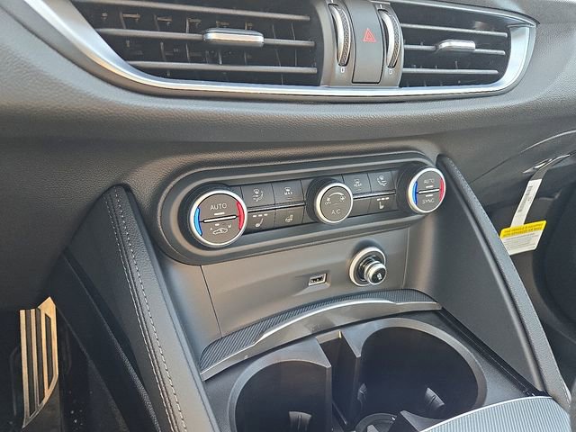 New 2026 Alfa Romeo Stelvio Sprint AWD/4WD image 12