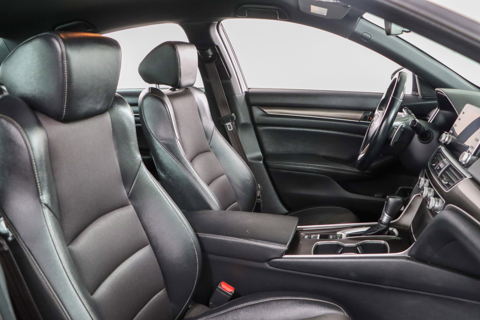 Used 2022 Honda Accord Sport image 26