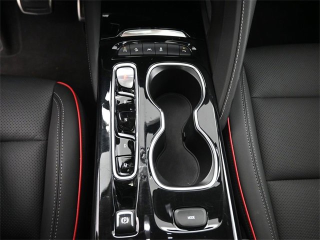 Used 2023 Buick Envision Essence w/ Sport Touring Package image 4