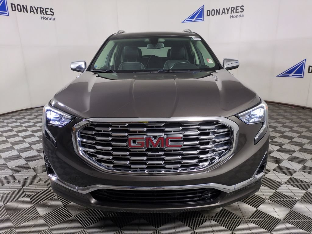 Used 2019 GMC Terrain Denali w/ LPO, Floor Liner Package FWD image 8