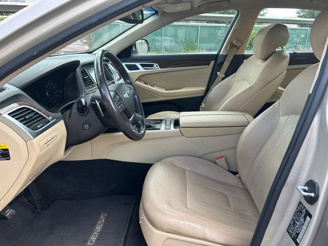 Used 2015 Hyundai Genesis 3.8 w/ Option Group 02 AWD/4WD image 25