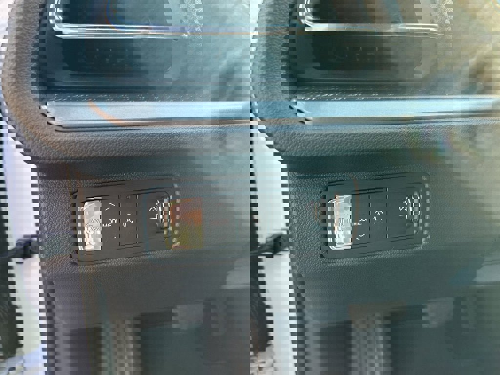 New 2026 Chevrolet Traverse LT w/ Driver Confidence Package image 10