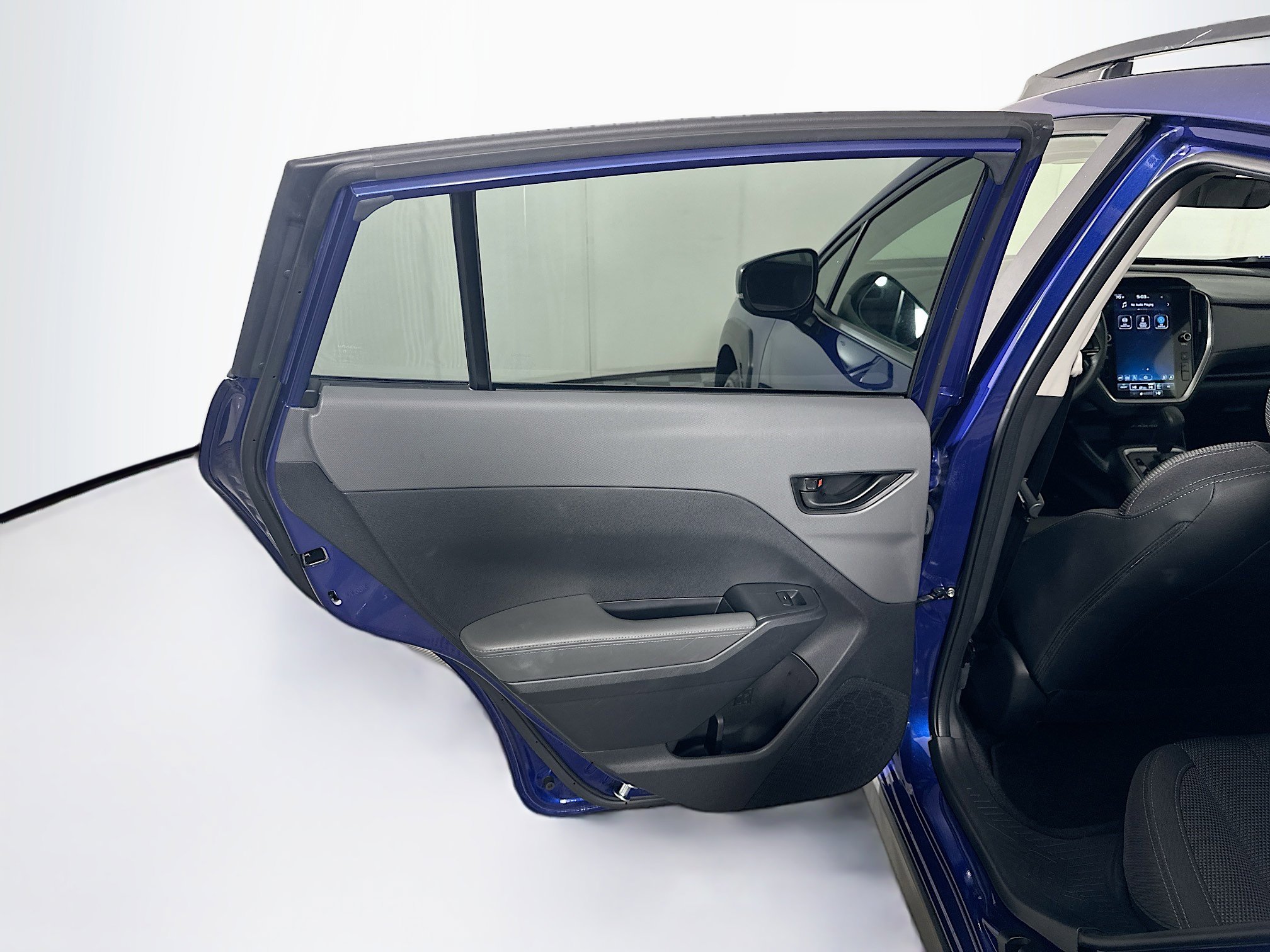 Used 2024 Subaru Crosstrek 2.0i Premium image 25