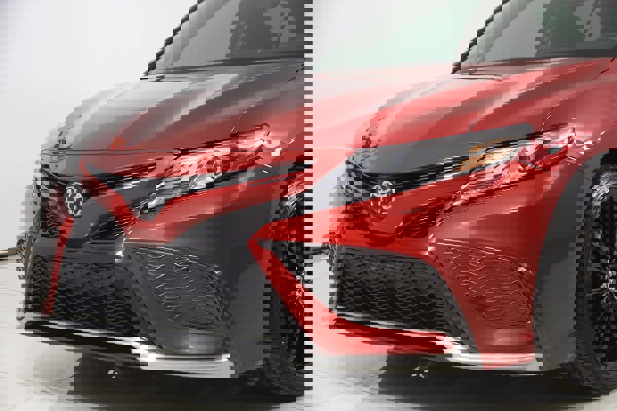 Used 2021 Toyota Camry XSE FWD image 50