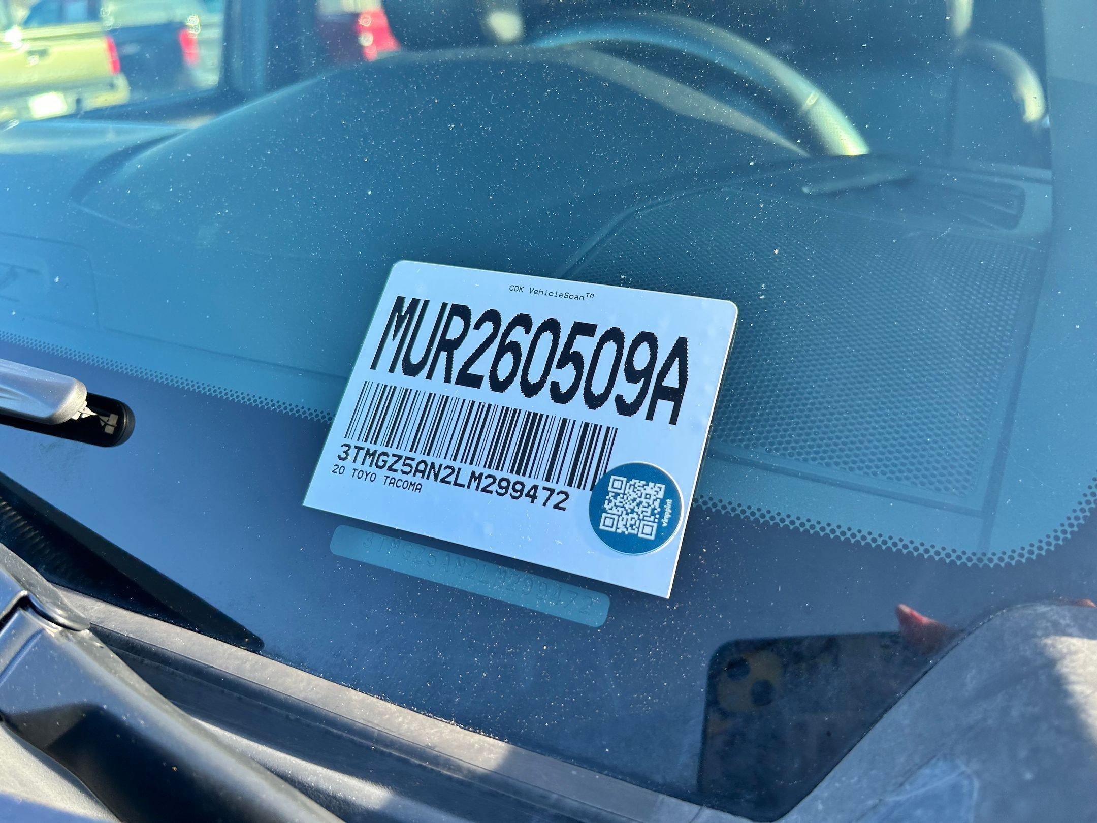 Used 2020 Toyota Tacoma Limited image 33