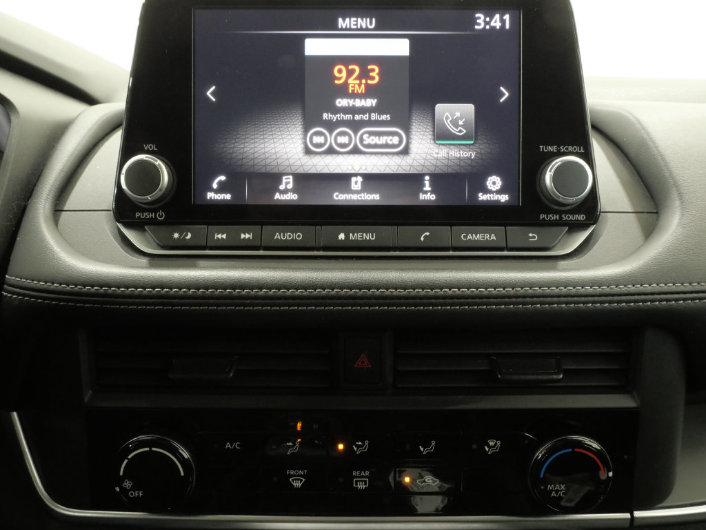 Used 2024 Nissan Rogue S AWD/4WD image 20