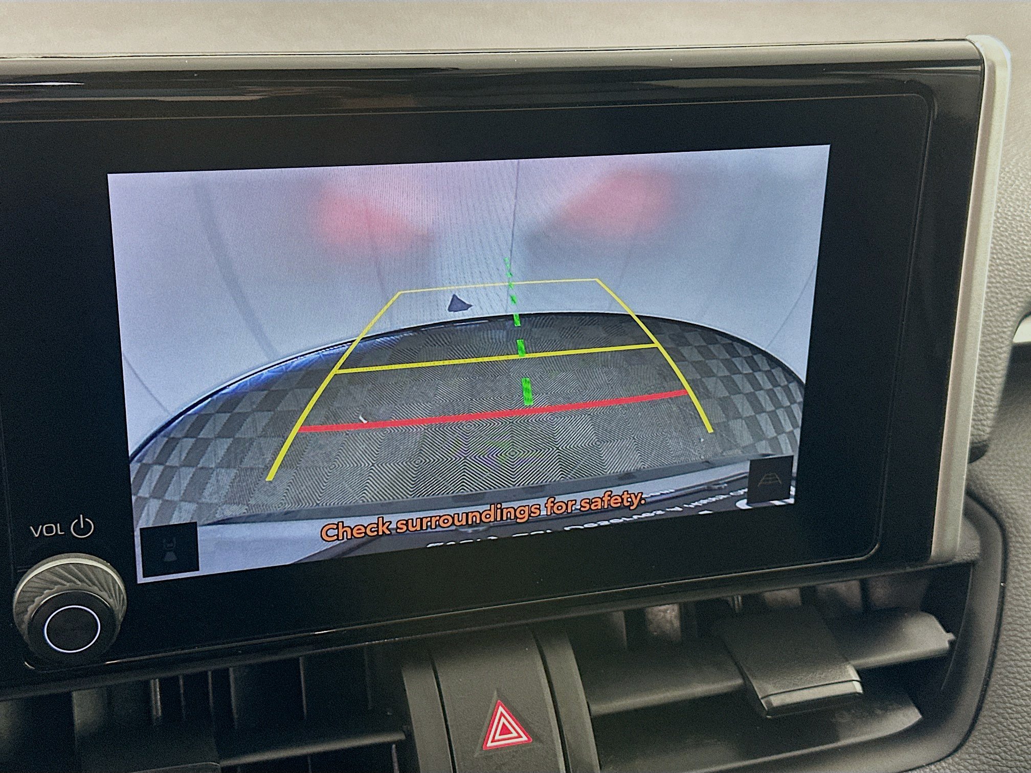 Used 2025 Toyota RAV4 XLE FWD image 22