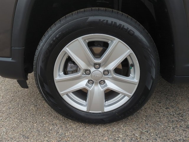 Certified 2022 Jeep Compass Latitude image 26