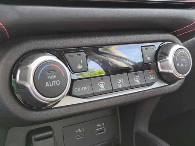 Used 2023 Nissan Versa SR w/ Trunk Package FWD image 29