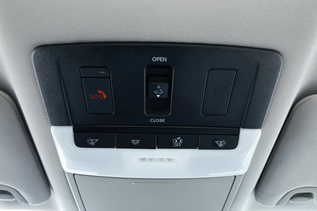 Used 2019 Nissan Altima 2.5 Platinum AWD/4WD image 19