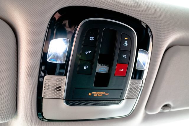 Certified 2025 Hyundai Palisade SEL FWD image 32