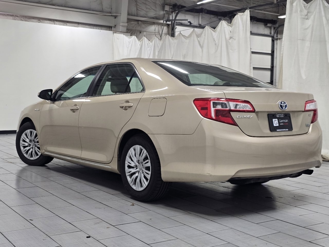 Used 2012 Toyota Camry LE image 12