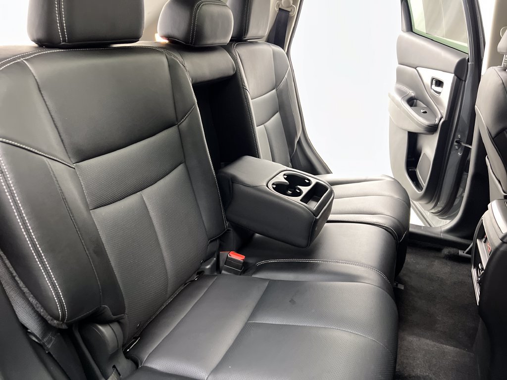 Used 2024 Nissan Murano SL FWD image 21