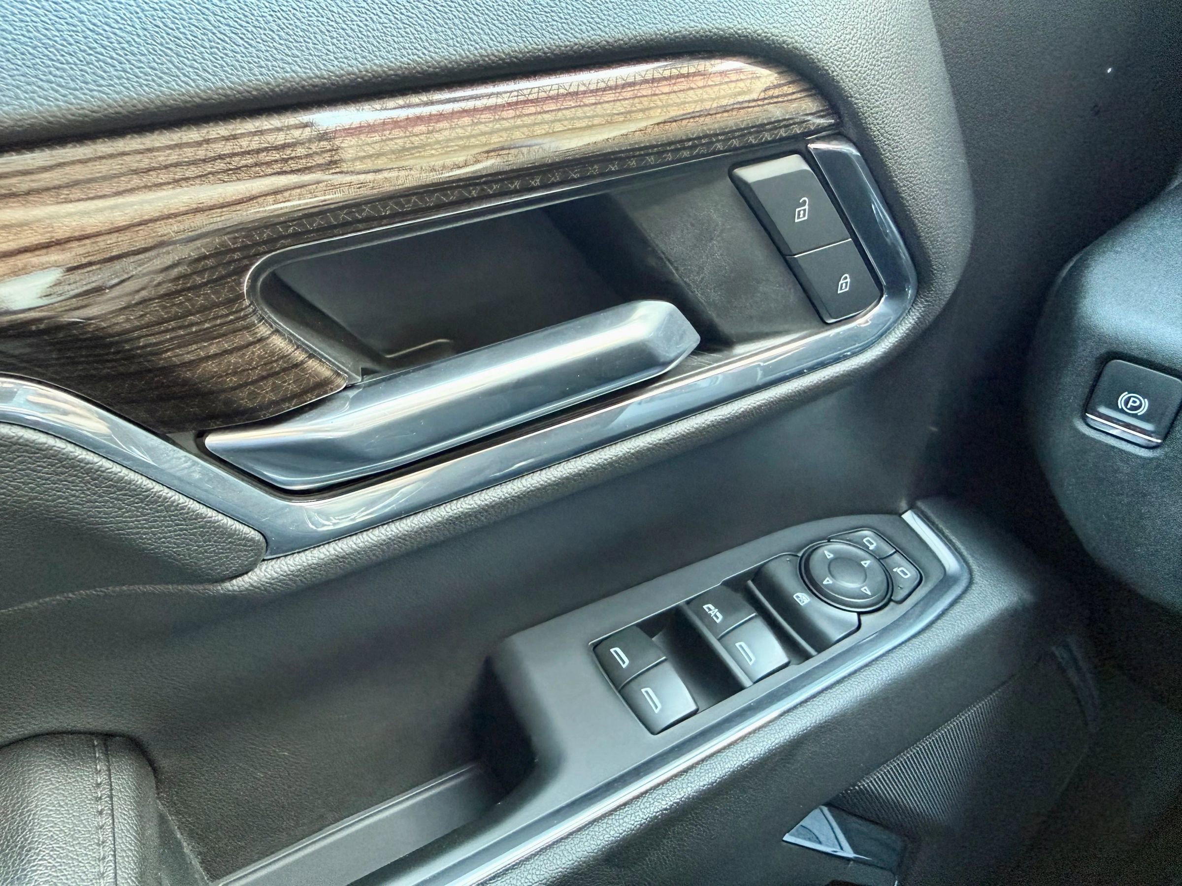 Used 2024 Chevrolet Silverado 1500 RST image 22