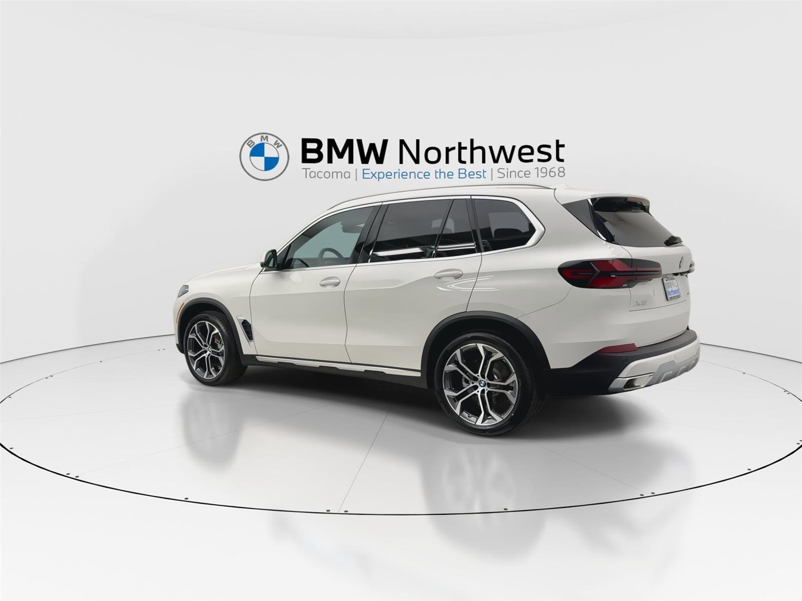 New 2026 BMW X5 xDrive40i w/ Climate Comfort Package AWD/4WD image 12