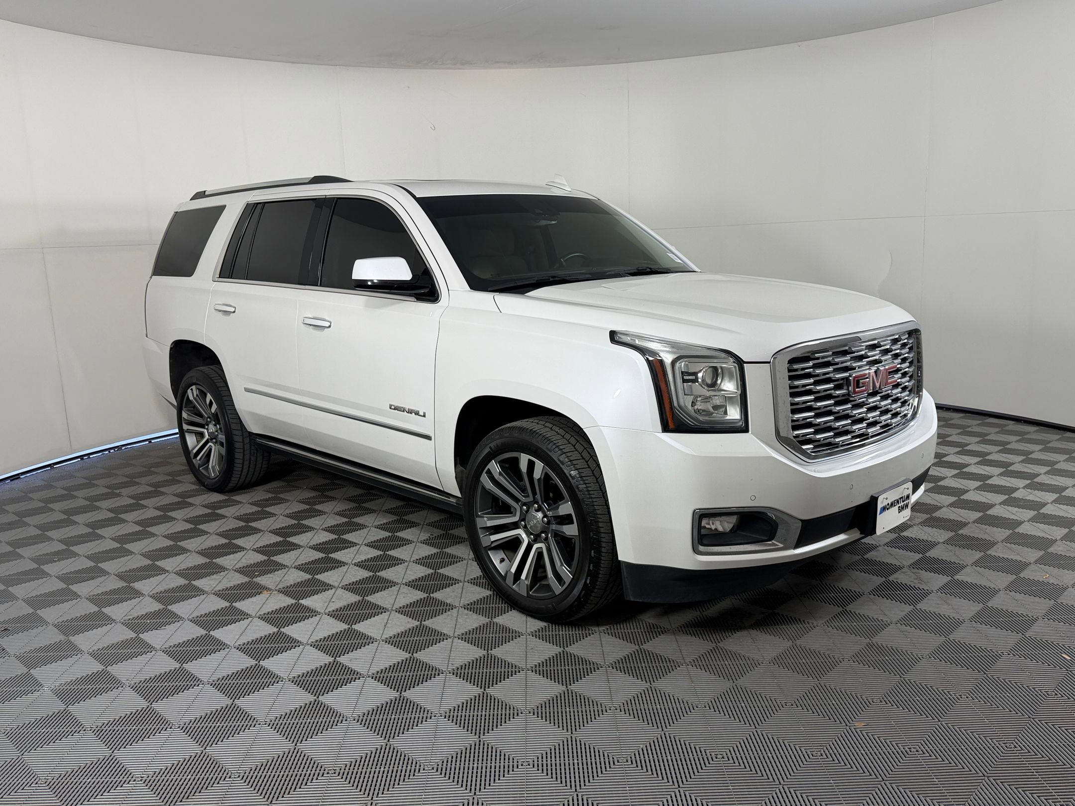 Used 2018 GMC Yukon Denali w/ Denali Ultimate Package AWD/4WD image 7