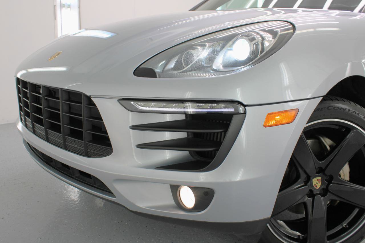 Used 2016 Porsche Macan S image 19