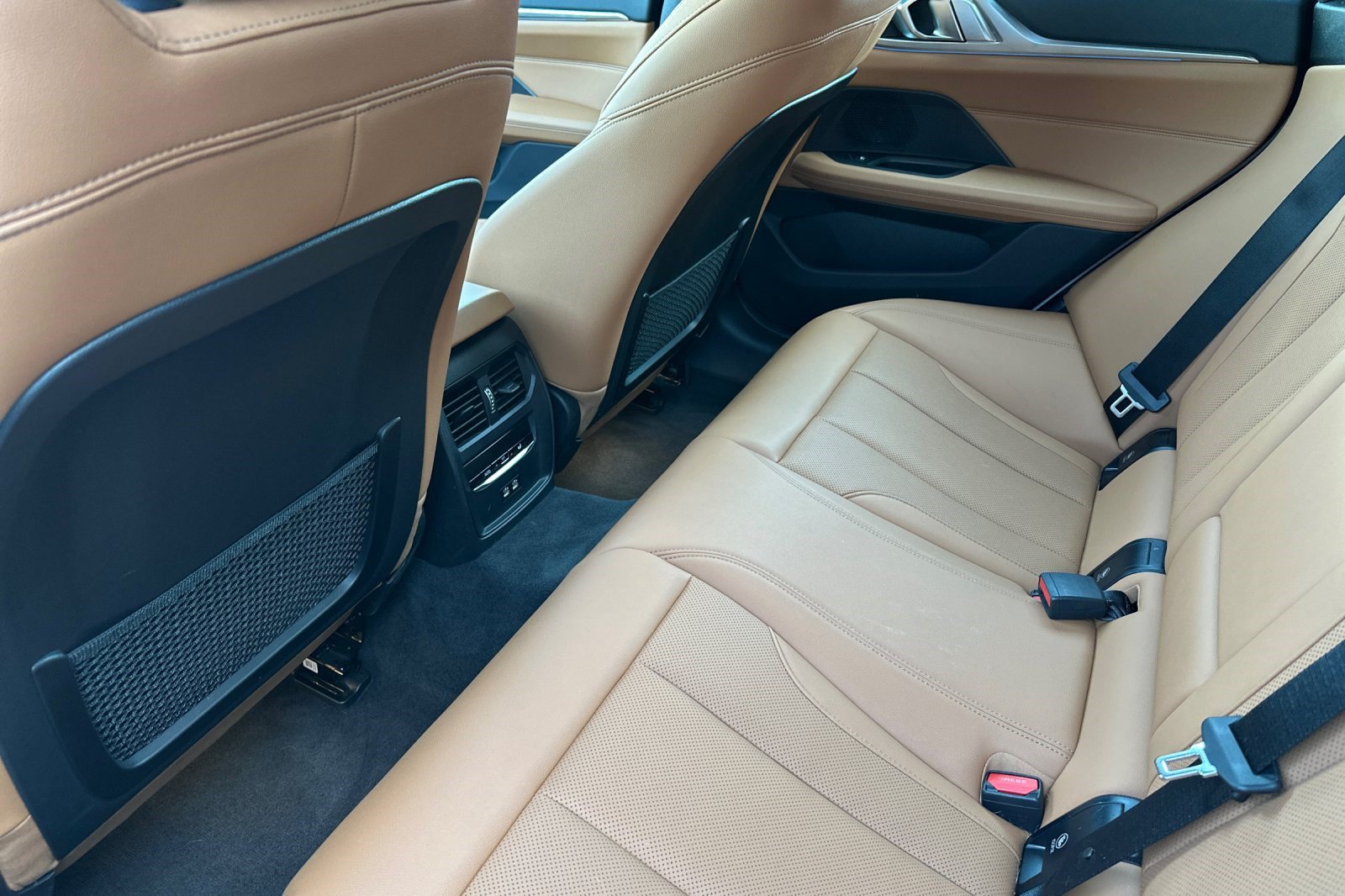 Certified 2023 BMW i4 eDrive35 w/ Premium Package RWD image 28