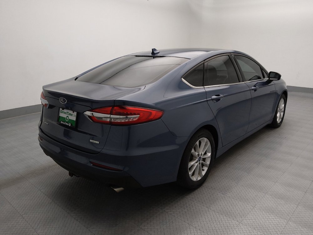 Used 2019 Ford Fusion SE FWD image 9