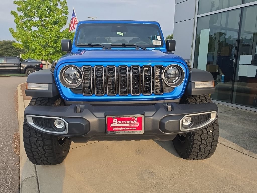 New 2026 Jeep Gladiator Sport AWD/4WD image 2