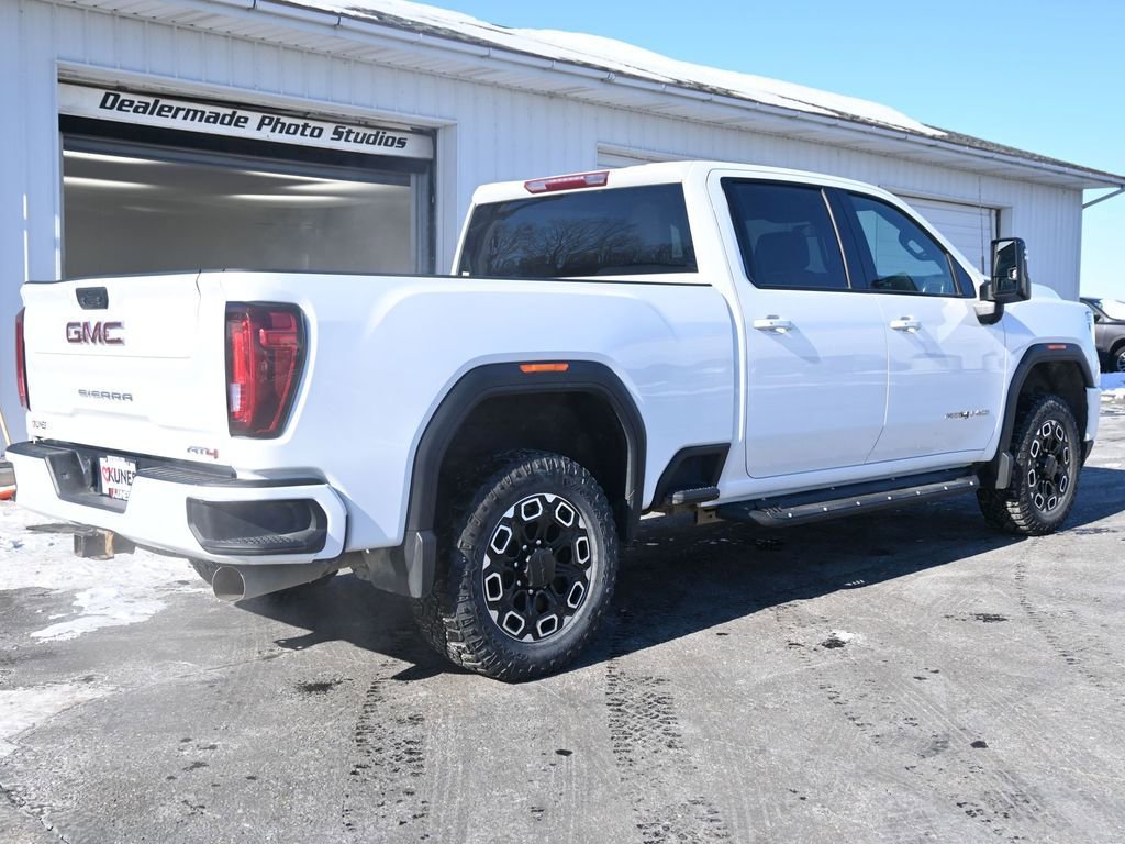 Used 2023 GMC Sierra 2500 AT4 image 7