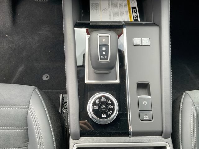 New 2026 Nissan Rogue SL AWD/4WD image 25