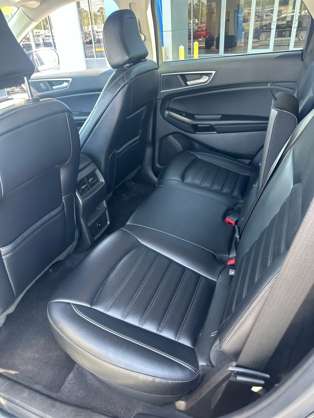 Used 2023 Ford Edge SEL AWD/4WD image 13