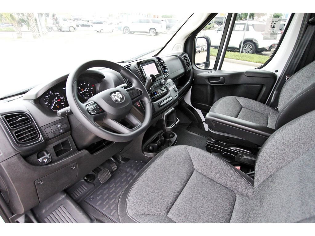 Used 2024 RAM ProMaster 2500 image 9