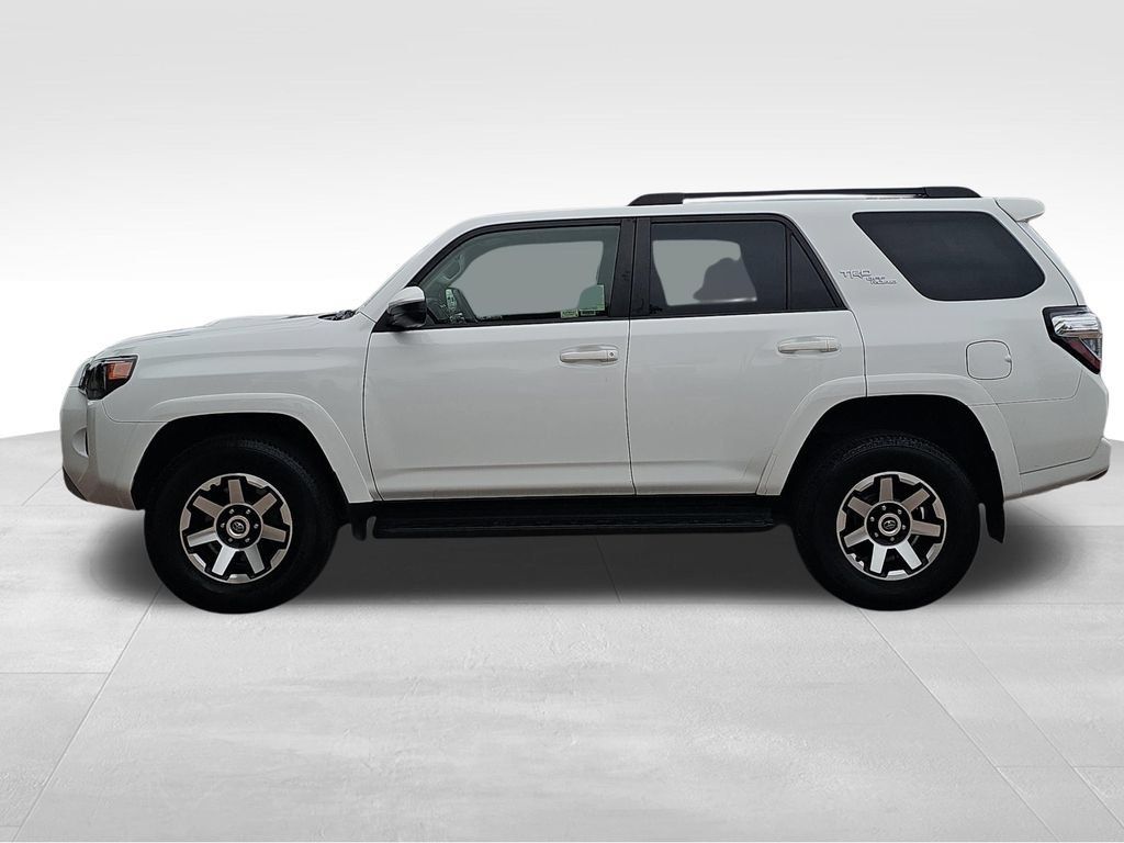 Used 2023 Toyota 4Runner TRD Off-Road AWD/4WD image 6