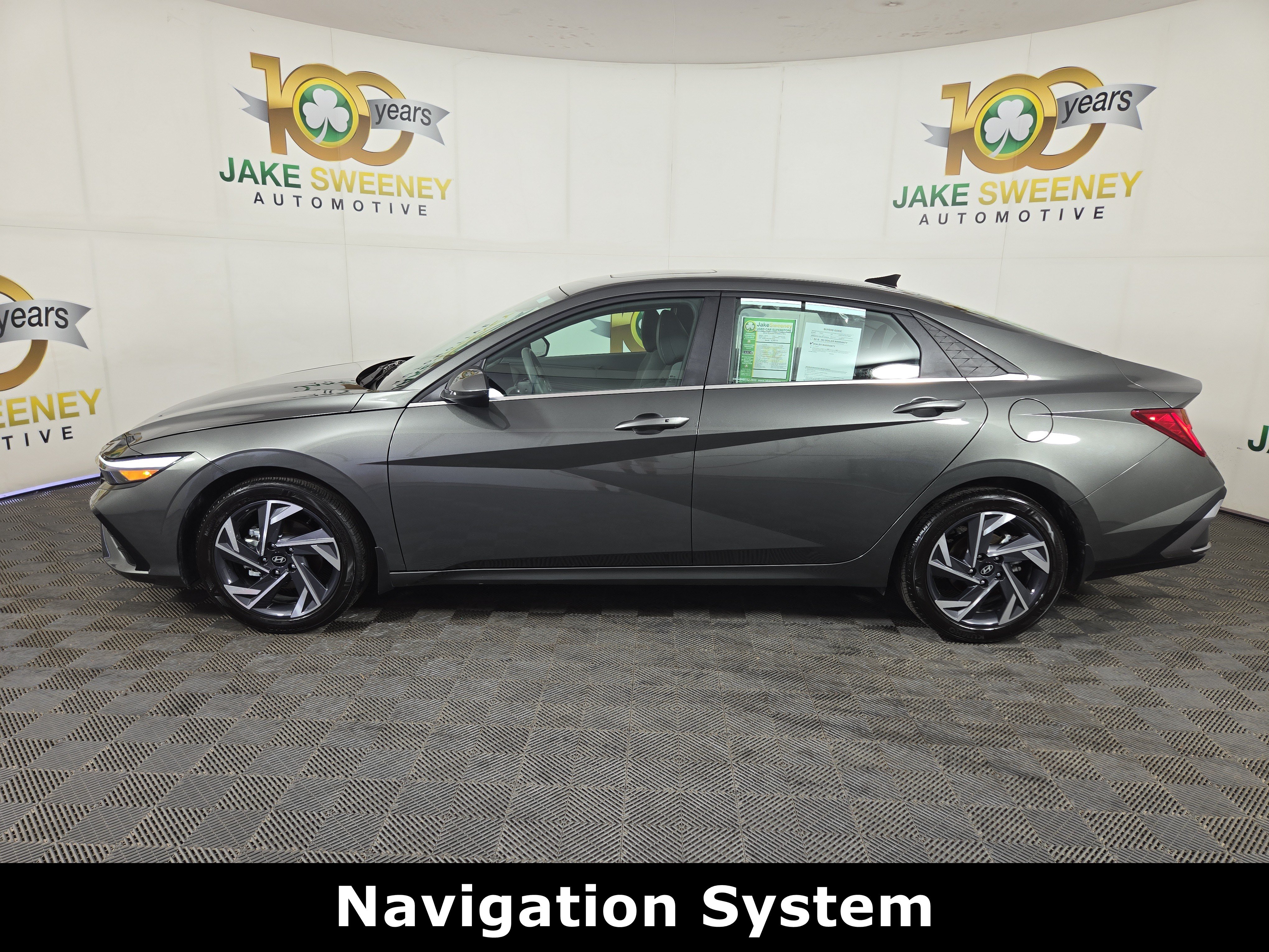 Used 2024 Hyundai Elantra SEL w/ Convenience Package FWD image 4