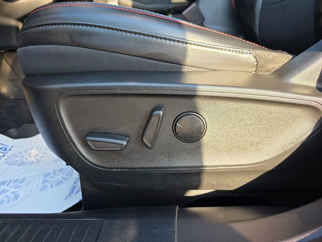 Used 2023 Ford Escape ST-Line image 5